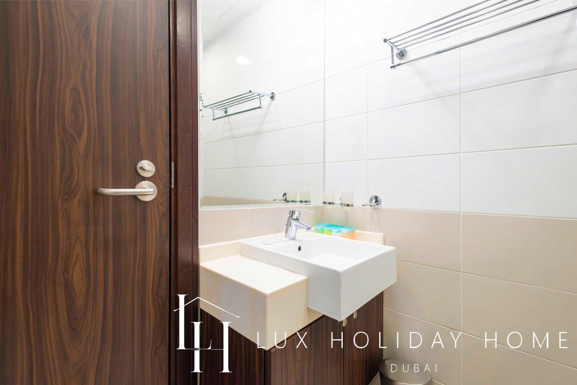 Lux - Opulent Island Suite 3 Dubai Luaran gambar